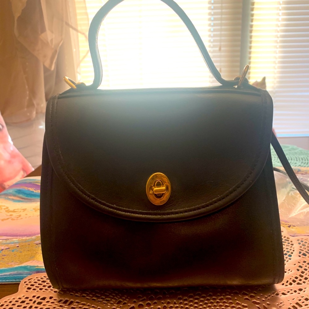 Vintage Coach Regina